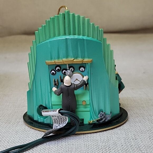 1999 Hallmark Wizard of Oz The Great Oz Voice  & Blinking Lights Ornament - Picture 5 of 12